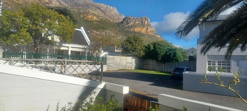 2 Bedroom Property for Sale in Lakeside Western Cape